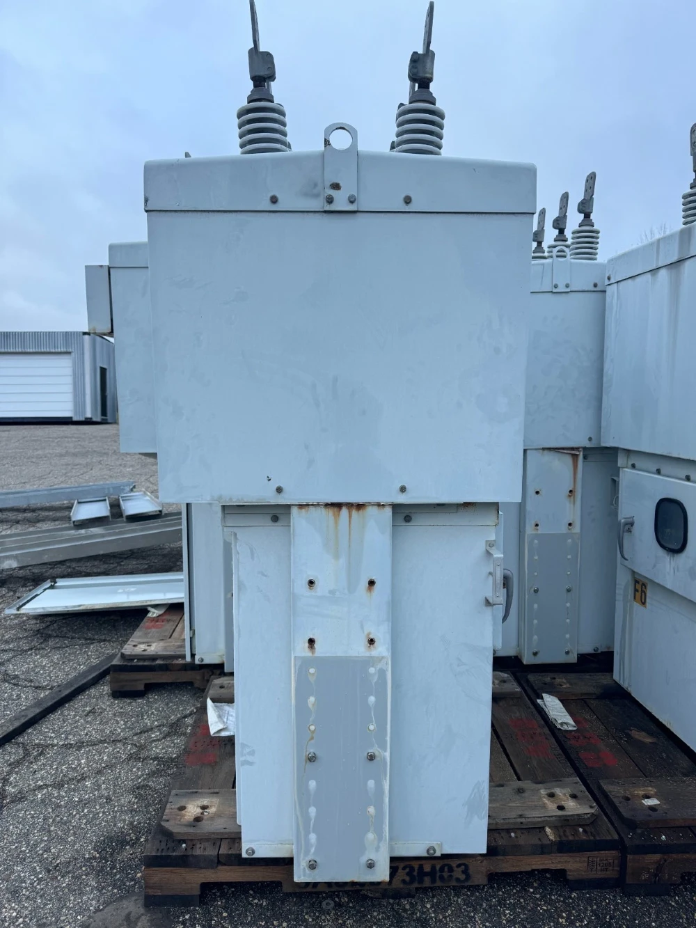 1200 Amp, ABB, R2, 15.5 KV, Vacuum Substation Breaker (6 available) - Image 2