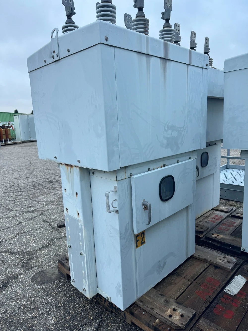 1200 Amp, ABB, R2, 15.5 KV, Vacuum Substation Breaker (6 available) - Image 3