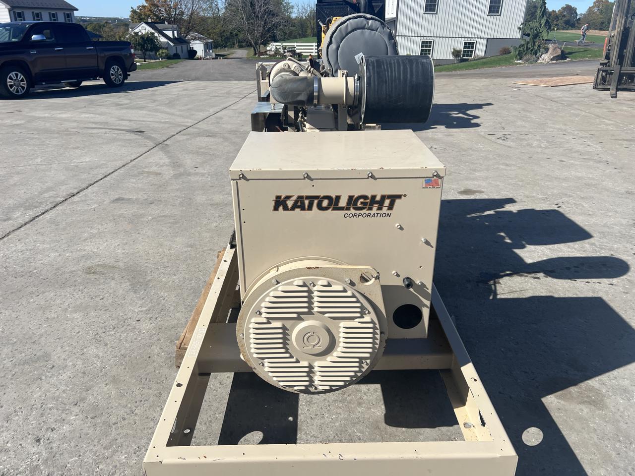105 KW Kato light #6068TF150, diesel generator, 6.8 liter John Deere engine, open skid, 120/240 Volts, 788 - Image 7