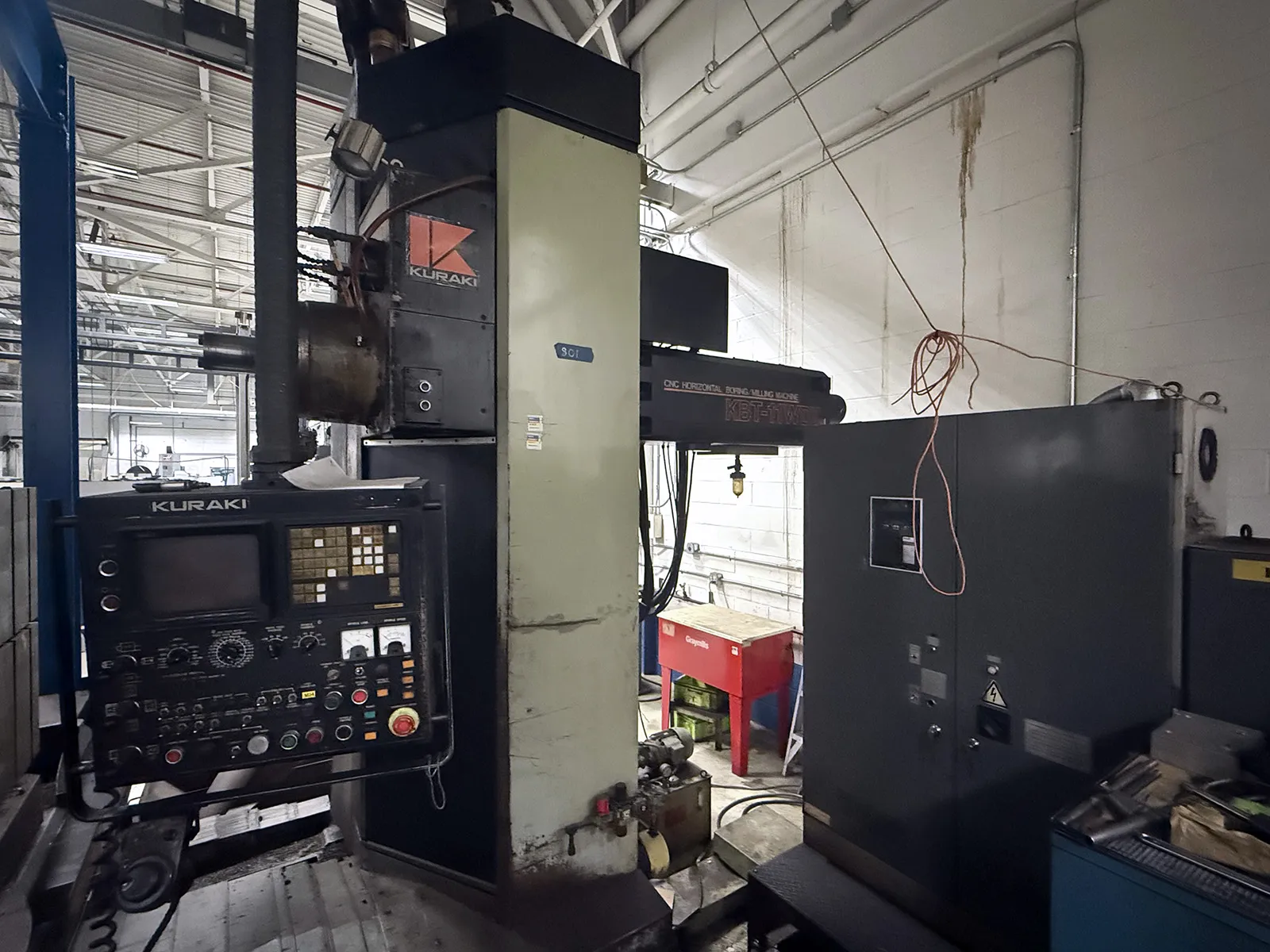 Kuraki #KBT-11WDX, horizontal boring mill table type, 40 automatic tool changer, 2500 RPM, #50, 20 HP, 55" - Image 3