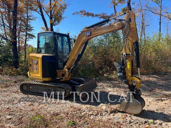 Caterpillar 30407, Crawler Excavator, 108 hours, S/N: AN402481C, 2023 - Image 2