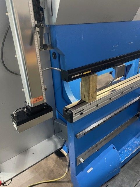 220 Ton, Adira #PA22030, press brake, Kvara Graphical touch screen CNC Control, 10' overall, 99" between - Image 10