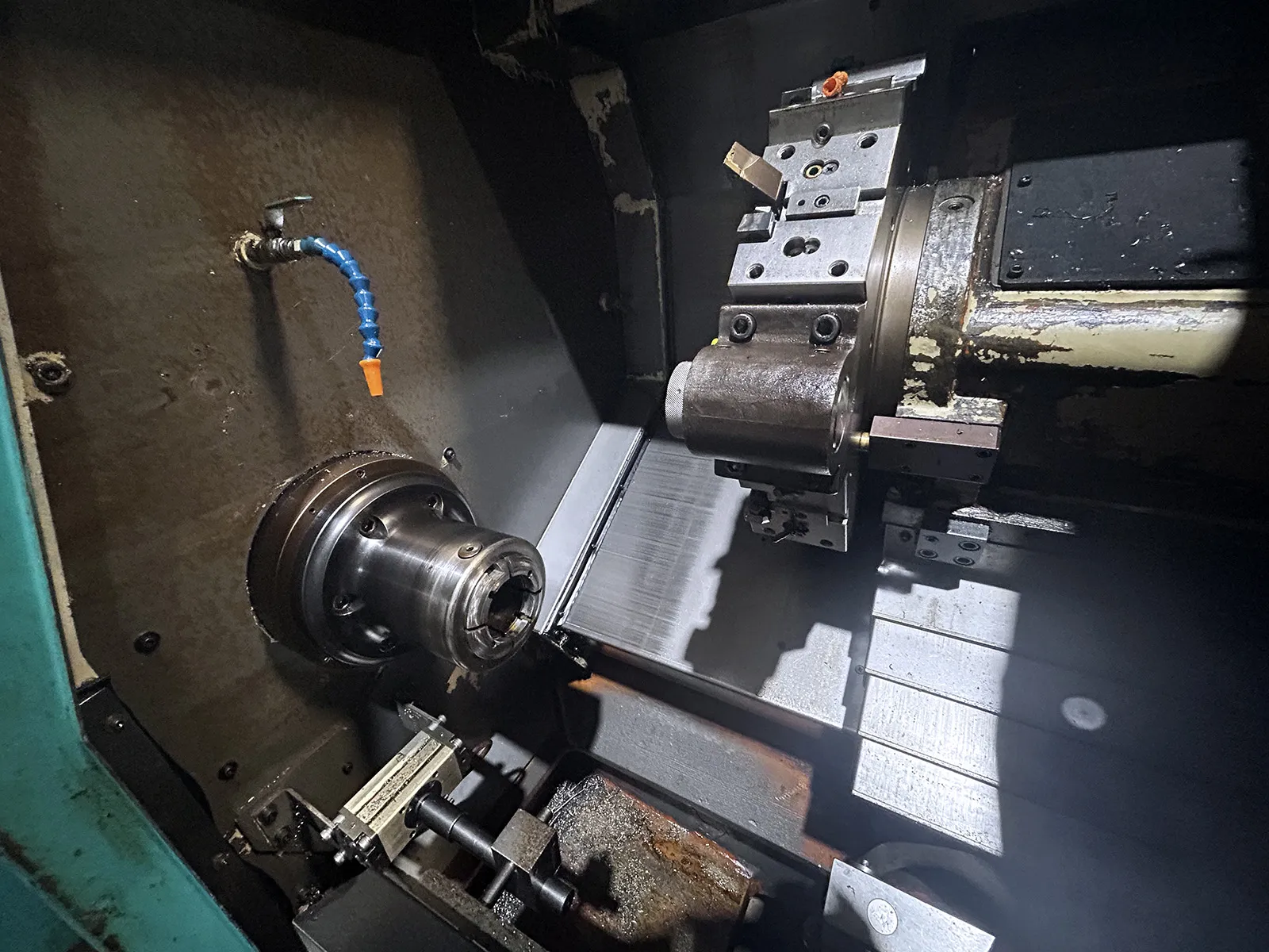 Takisawa #EX-110, CNC lathe, 19.5" swing, 10" chuck, 3" bar, 15.75"dia., 28" lgth, A2-8, 12 turret, chip - Image 5