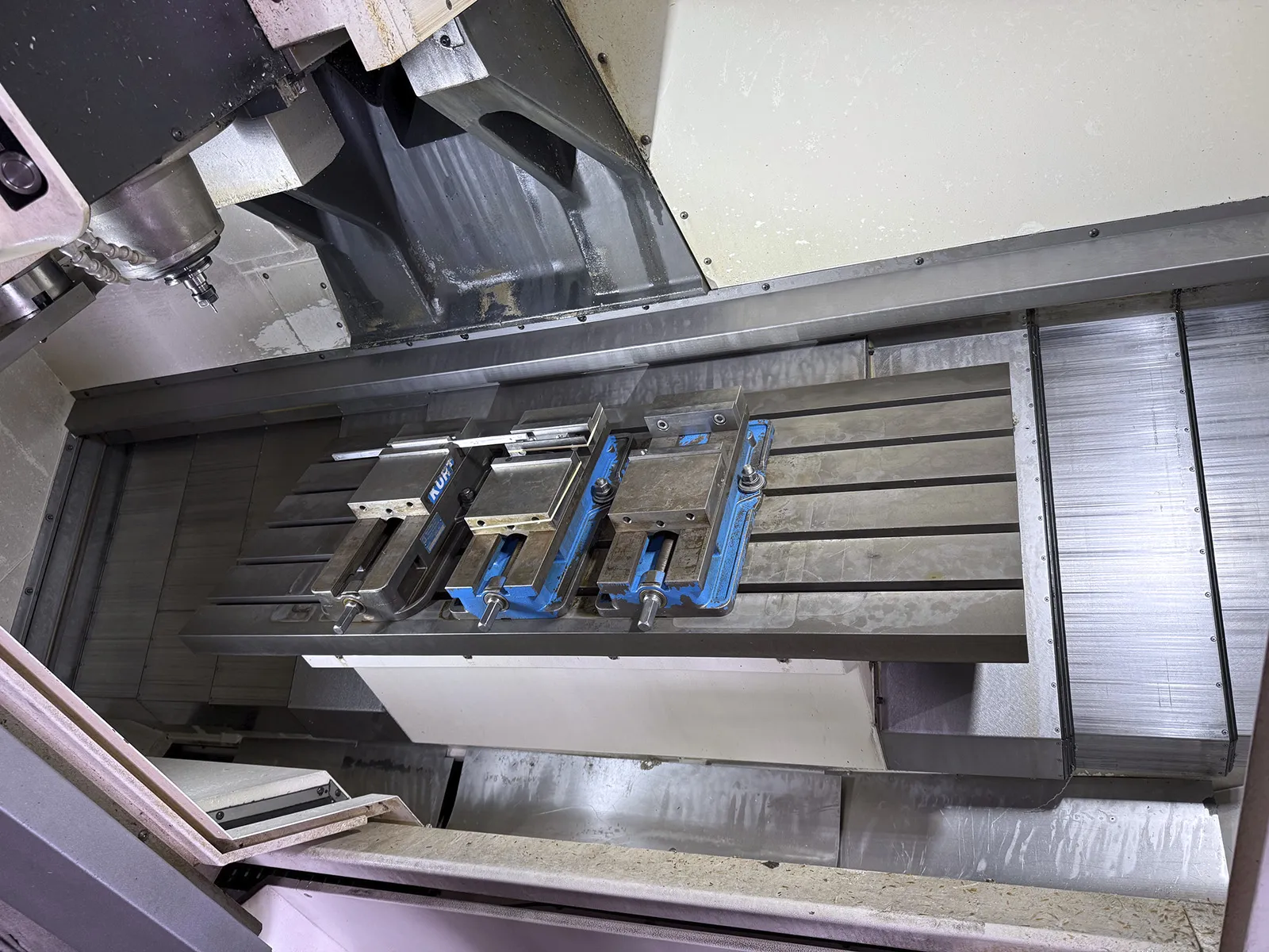 DMG, Mori #EcoMill-1100V, CNC vertical machining center, 43.3" X, 22" Y, 20.1" Z, 20 HP, 55.1" x22" tbl. - Image 4