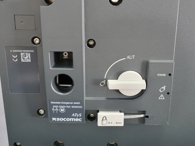2000-3200 Amp. Socomec #95095320, motorized transfer switch, new surplus, 2020 - Image 10