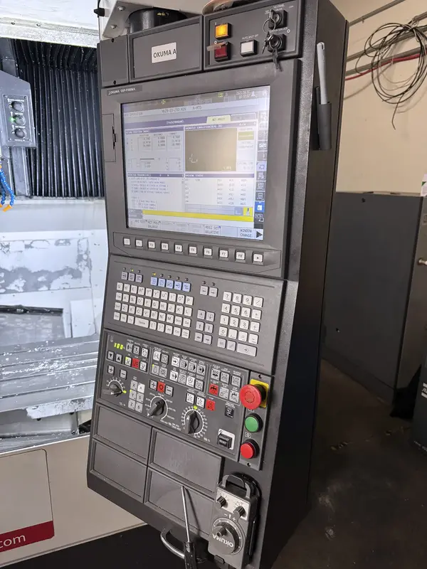 Okuma #Genos-M560-V, CNC vertical machining center, 32 automatic tool changer, 41.3" X, 22" Y, 18.1" Z, 15000 - Image 2