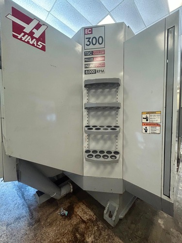 Haas #EC-300, CNC Horizontal Machining Center, 20" X, 18" Y, 14" Z, 11.8" x 11.8" pallet, 8000 RPM, 20 HP - Image 1