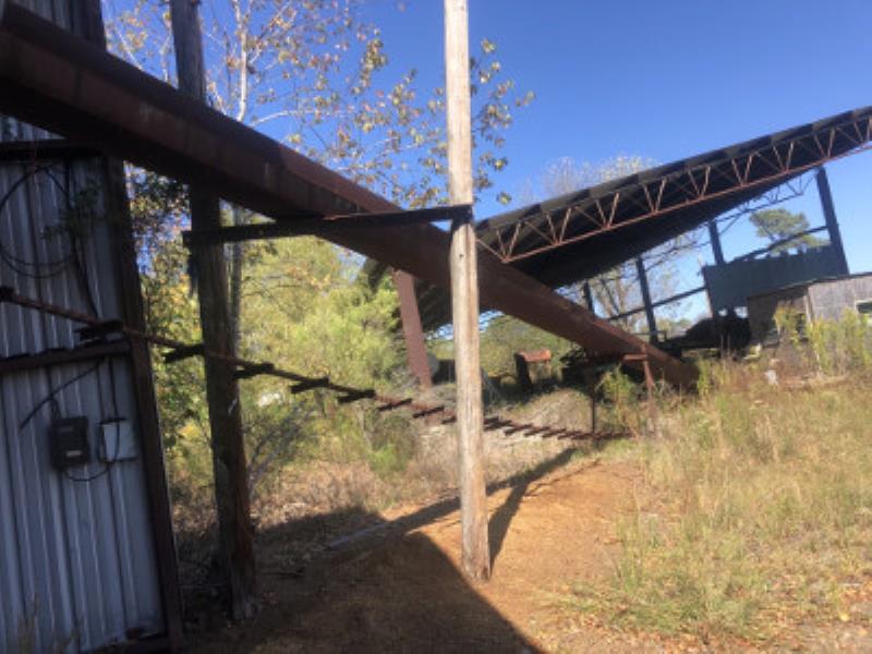 Jackson #30D10H, Shaving Mill, 66" Hopper Box, 24" x 20' belt conveyor, 32' Log Deck, Knife Sharpener, 2002 - Image 3