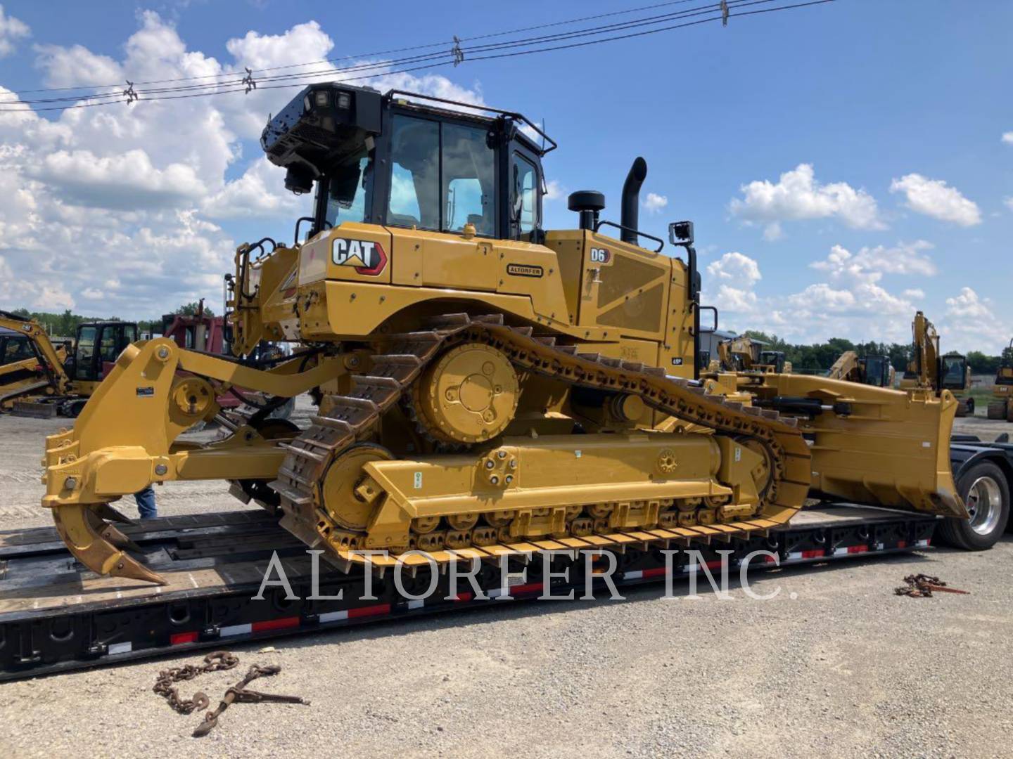 Caterpillar D6-20VPAT, Crawler Dozer, 1746 hours, S/N: KD501645, 2024 - Image 2