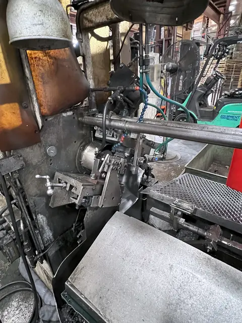 Modern #2LD, cut-off press, 1/4" to 2-1/4" outside dimension capacity, 10 HP - Image 2