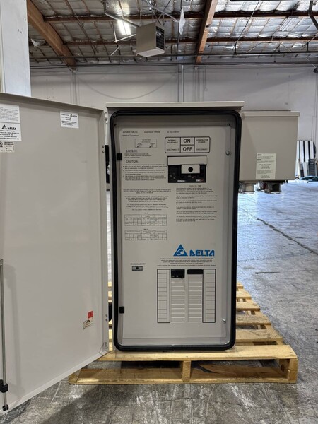 200 Amp. Delta #4910163600, Transfer Switch, Single Phase, Nema3R, w/ Load Center - Image 2