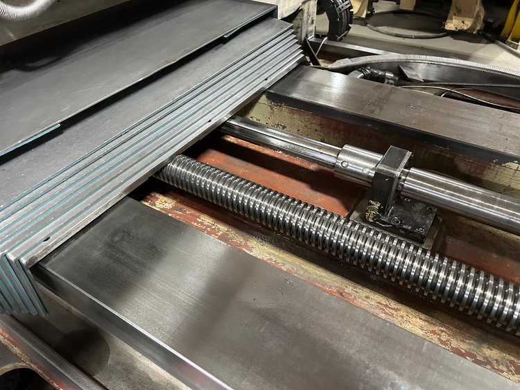 4" Toshiba Shibaura #BT10B-R3, table type horizontal boring mill, 55" x 63" built-in power rotary table - Image 7