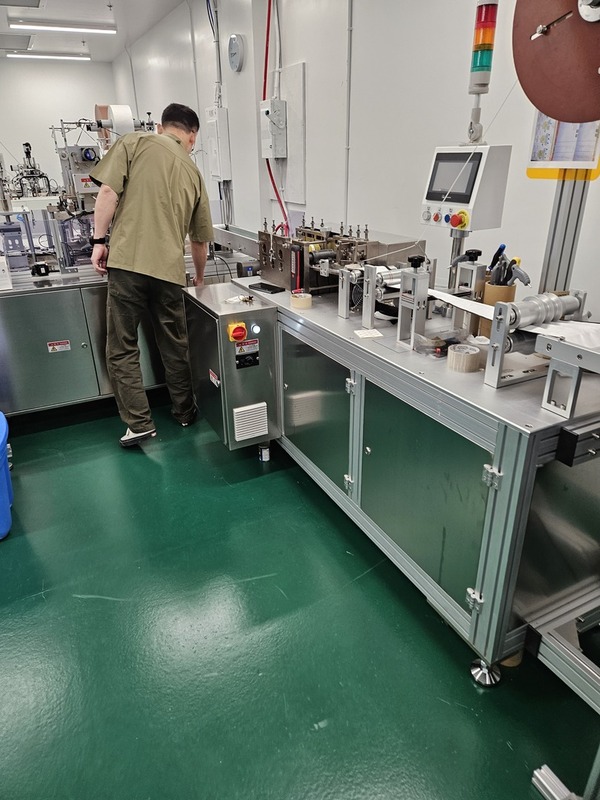 Fully automatic mask machine, B & P #2 BPA0281-101 - Image 3