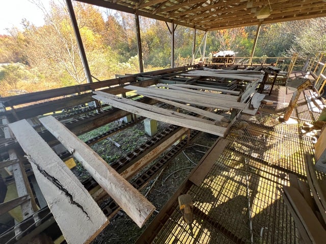 Irvington Moore, Lumber Stacker, w/ Unscrambler - Image 10