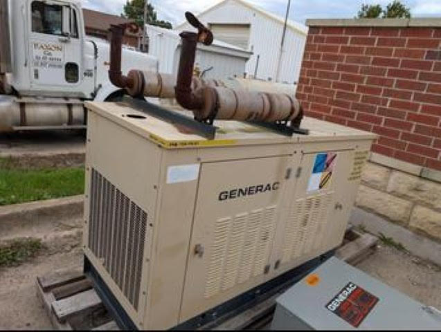 35 KW Generac #SG035, Nat Gas LP Generator, A9046 engine, 1PH, 1800 RPM, 120/240 Volts, 1999 - Image 1