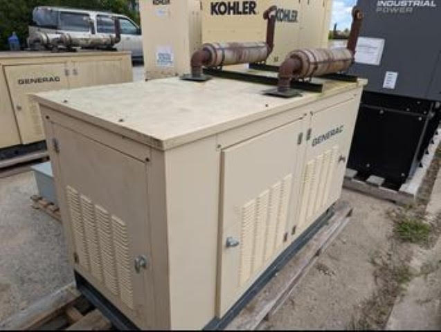 35 KW Generac #SG035, Nat Gas LP Generator, A9046 engine, 1PH, 1800 RPM, 120/240 Volts, 1999 - Image 2