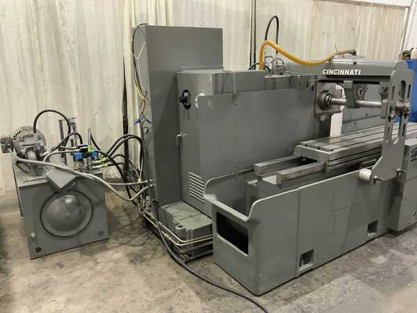 Cincinnati #220-153PL Hypowermatic horizontal production mill, 15" x 63" table, Allen-Bradley PLC - Image 3