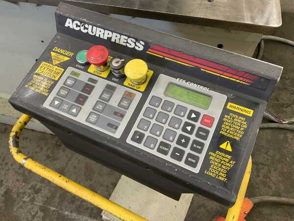 175 Ton, Accurpress #717512/16, hydraulic press brake, 16' overall, 126" between housing, 8" stroke, 10" - Image 7