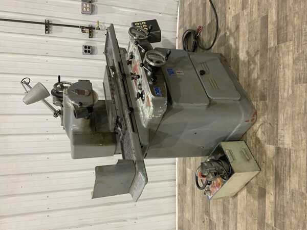8" x 24" Tos #BPH20, horizontal surface grinder, power elevation, 8" x 2-3" magnetic chuck - Image 9