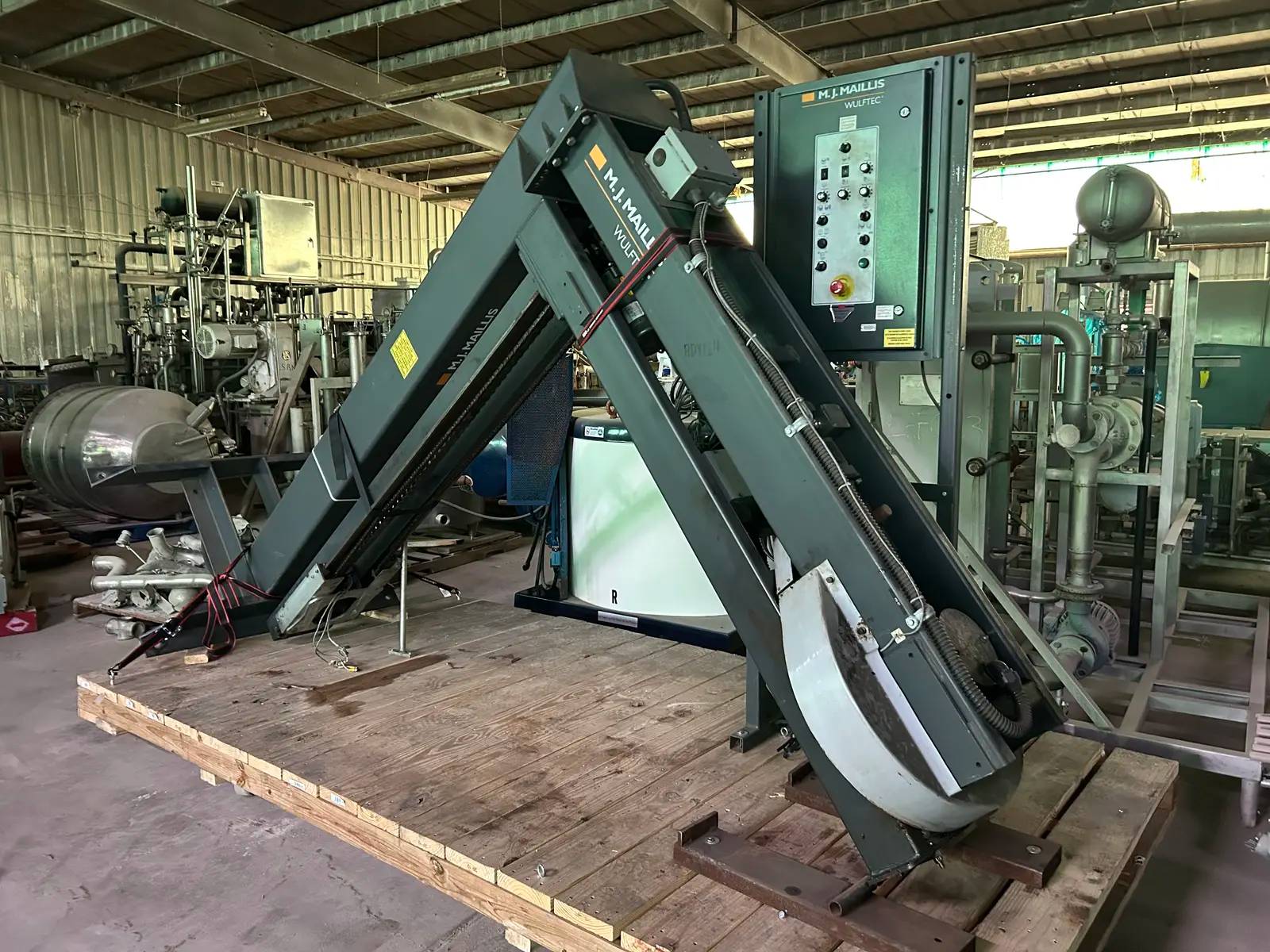 Wulftec #WRT-150, Semi-Automatic Rotary Arm Stretch Wrapper, 3/4 HP Rotary Drive, 120 V. - Image 4