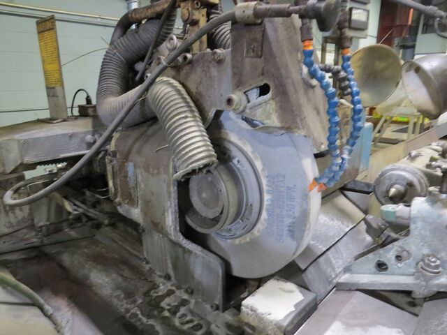12" x 250" Cincinnati #14-18MH, cylindrical plain grinder, 30" x 12" x 4" wheel, 1976 - Image 10