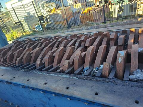 SSI, dual shaft shredder, 41" x 101", hydraulic driven - Image 2