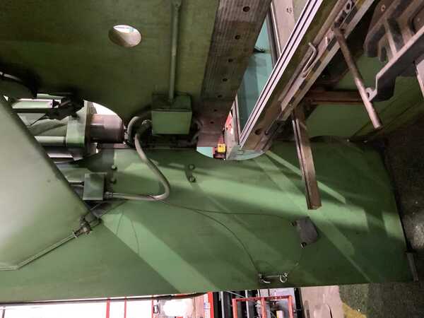 230 Ton, Cincinnati #230CB10, hydraulic brake, 12' overall, 126" between housing, 10" stroke, 8" throat, 30 - Image 10