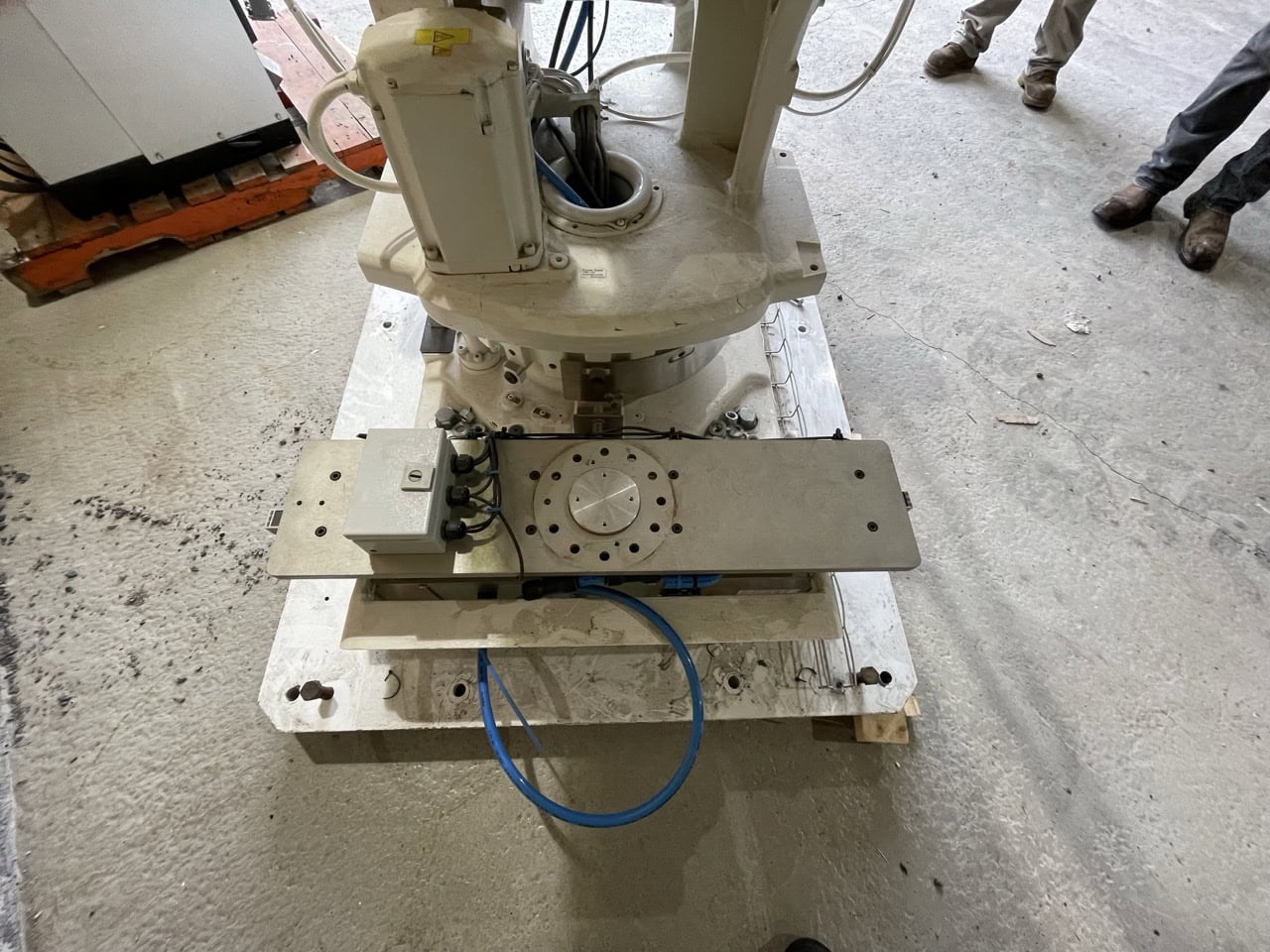 ABB, IRB 660 180/3.15, Robot, 397 lb payload, 10.3' reach, 4 axes, IRC5 single, 600 V., 2018 - Image 5