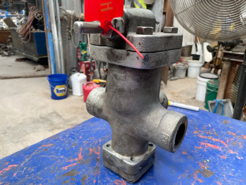 1-1/4" Phillips Refrigeration #3000AN, Automatic 3-Way Valve, FPT, 300 psig - Image 3