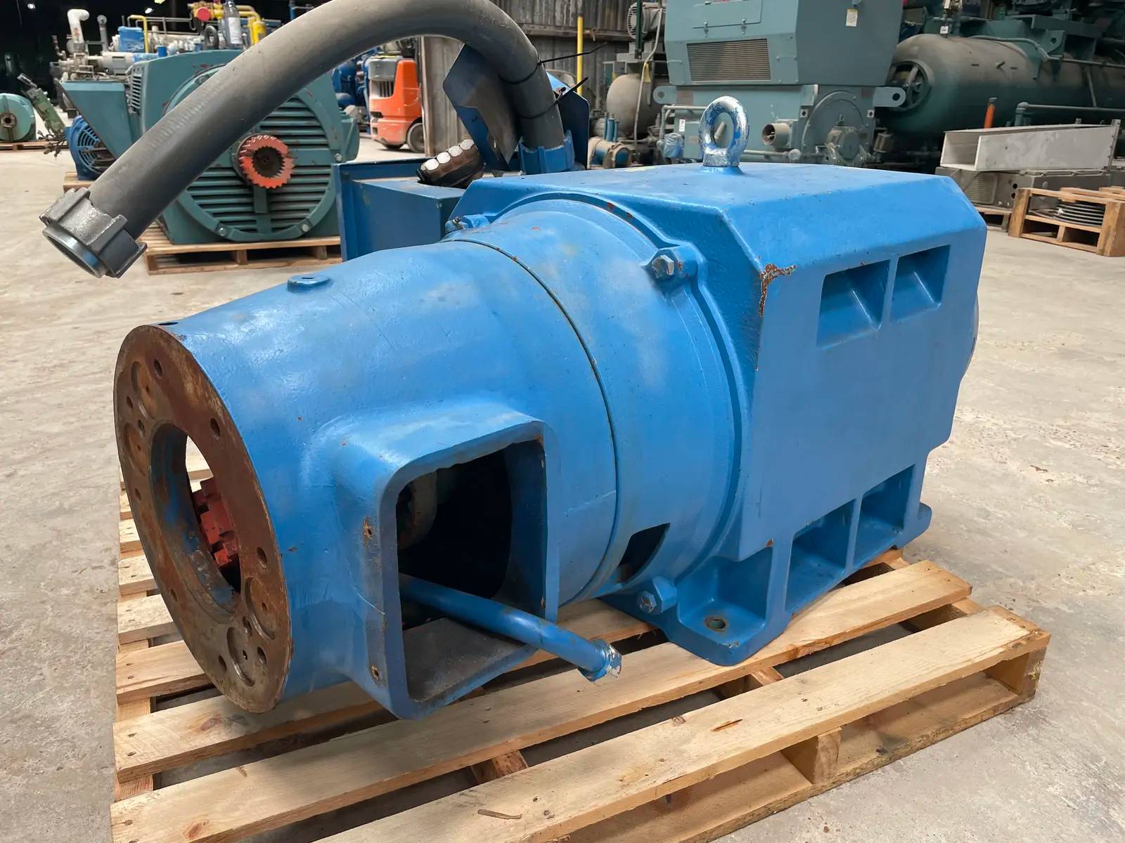 300 HP 3580 RPM Ram Industries, Induction Motor, Frame 447TSC, 460 Volts - Image 4