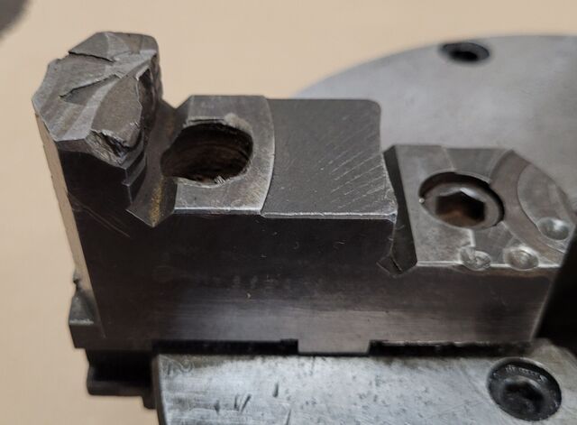 8" Buck #2083R, 3-jaw chuck, 1" center hole - Image 3