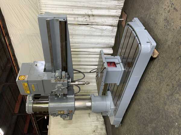 7' -15" Giddings & Lewis #Chipmaster, radial arm drill, 45-1/2" x 92" T-slotted base, power - Image 1