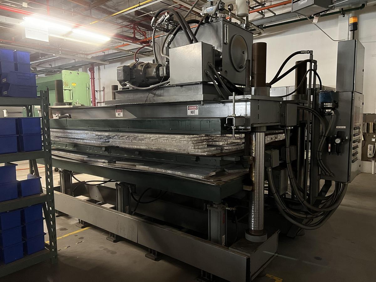 130 Ton, RTW #Global-140HDP, laminating press, 6.4" stroke, air operated holding pump, 2009 - Image 5