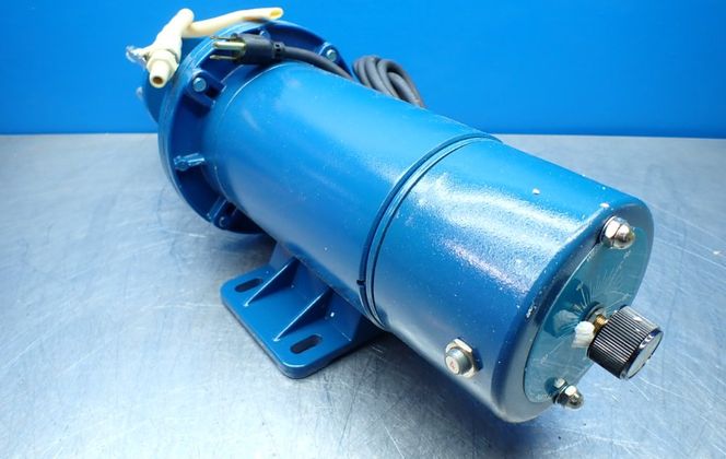 Cole-Parmer #77495-20, MasterFlex 56C Motor Adapter, 18.3 to 1 Speed Reduction - Image 3