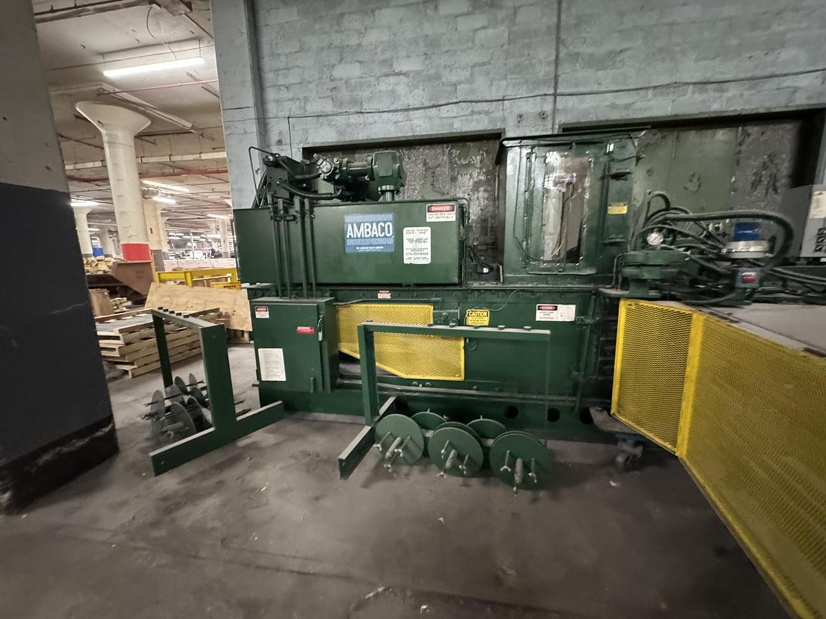 American #10357, horizontal autotie baler, 20 HP, 480 V., serial #729710357390 - Image 2