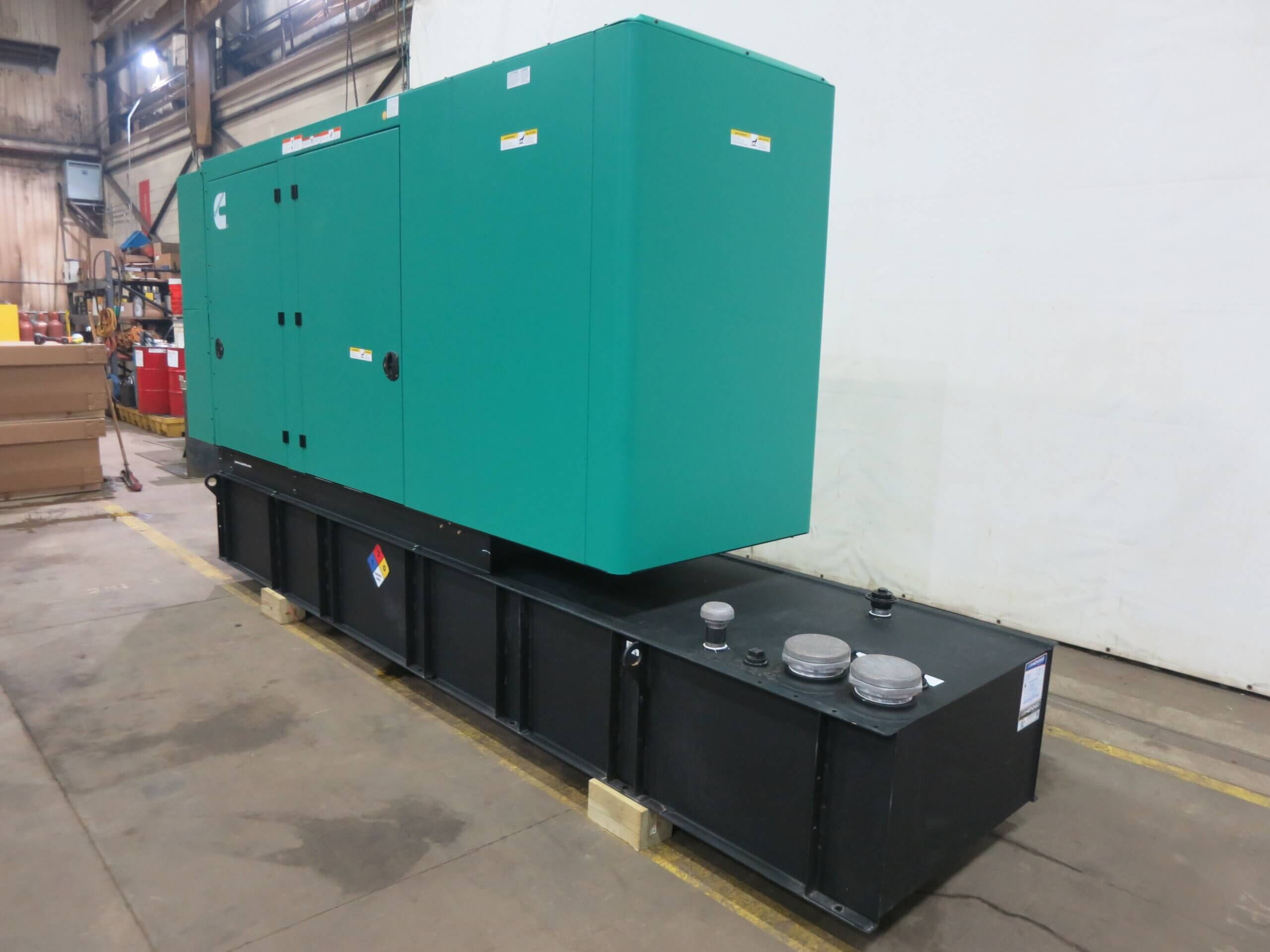 150 kW Cummins #C150D6D, standby diesel gen set, QSB7-G5 engine, 324 HP, EPA Tier 3, 277/480 Volts, PMG, UL - Image 2