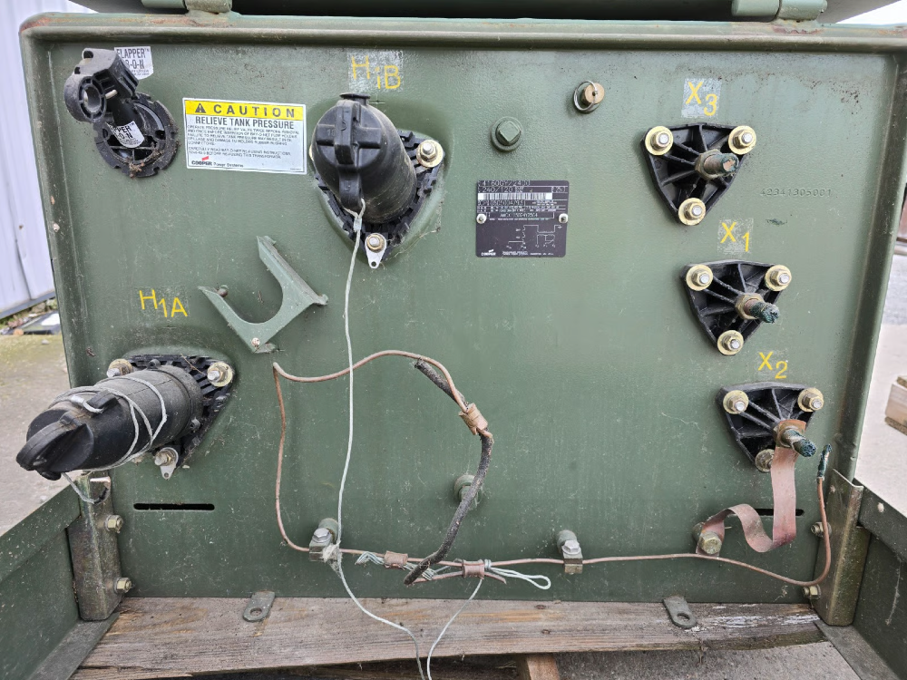 25 KVA 4160GY/2400 Primary, 240/120 Secondary, Cooper Single Phase Pad Mount Transformer, (2 available) - Image 2