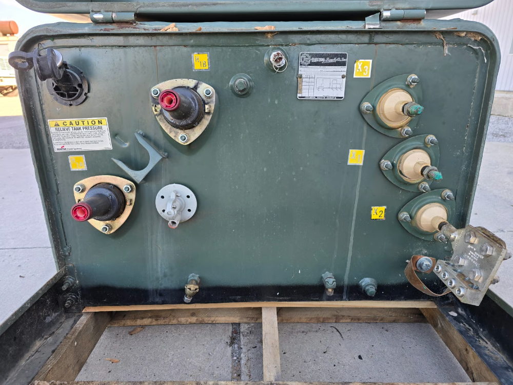 37.5 KVA 4160GY/2400 Primary, 240/120 Secondary, T & R Single Phase Pad Mount Transformer, (4 available) - Image 3