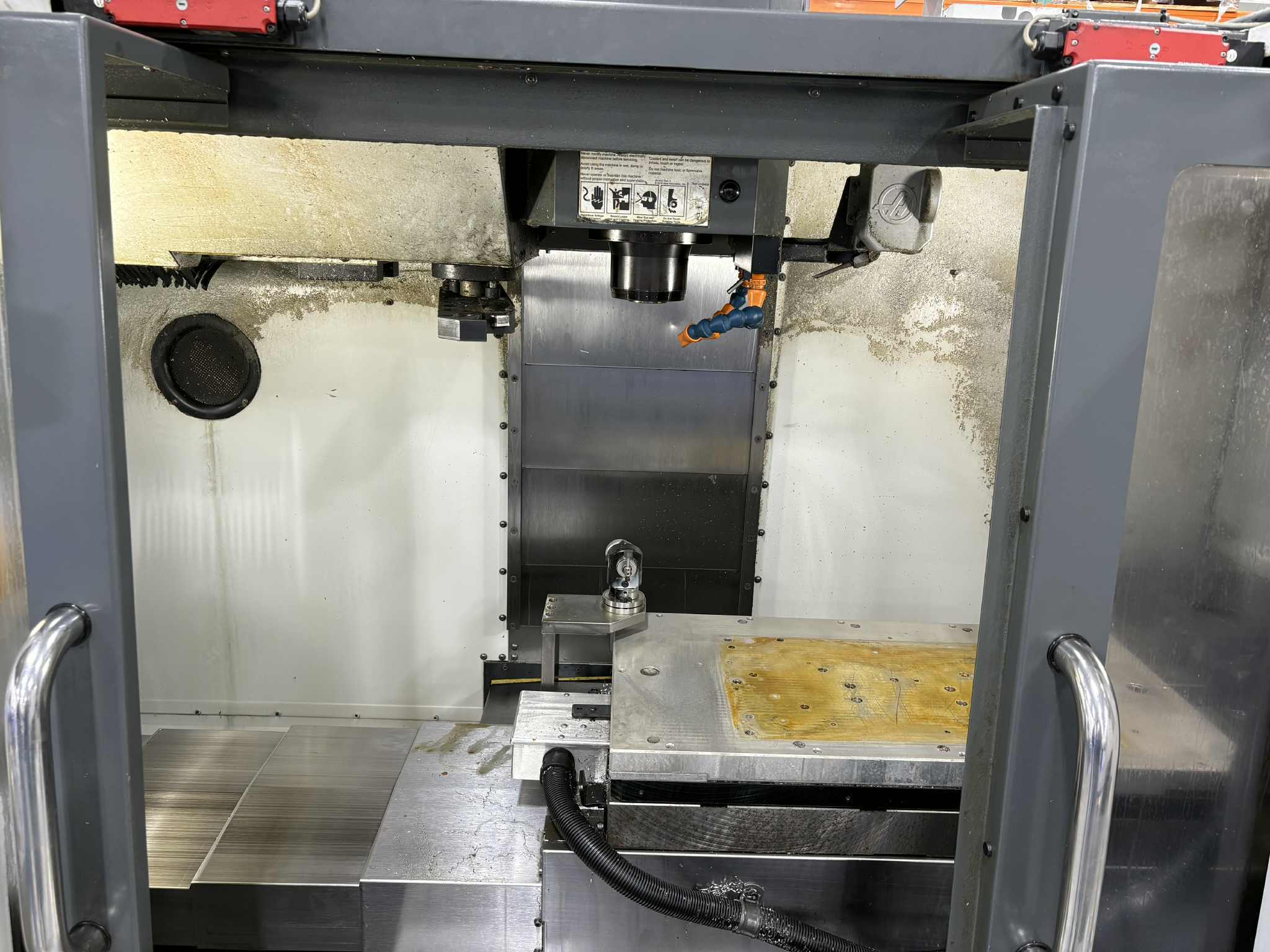 Haas #VF-2, CNC vertical machining center, 24 automatic tool changer, 30" X, 16" Y, 20" Z, 30000 RPM, BT30 - Image 3