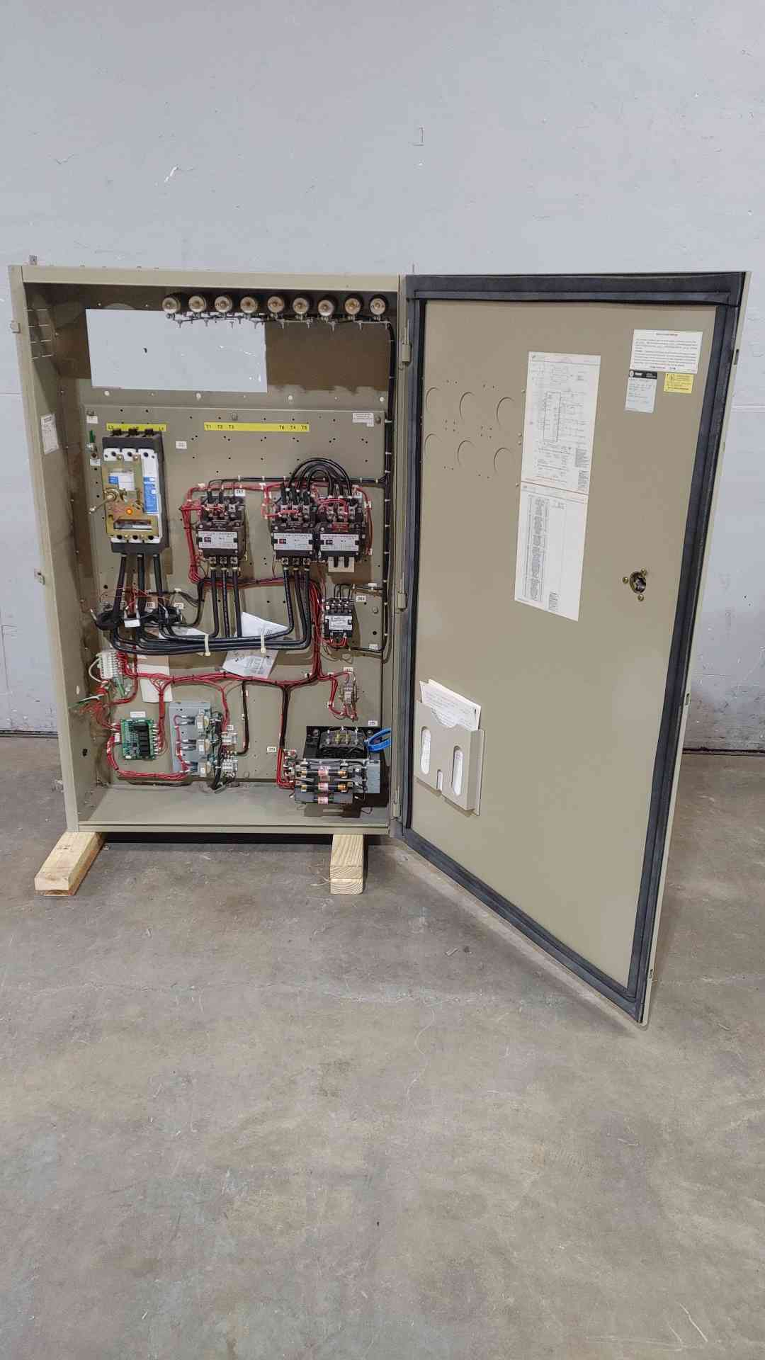 400 Amp. Trane #CVSF0199, Motor Control, 460 Volts, 3PH, KD35K 250A Breaker, 3 120A CH Contactors (3 - Image 3