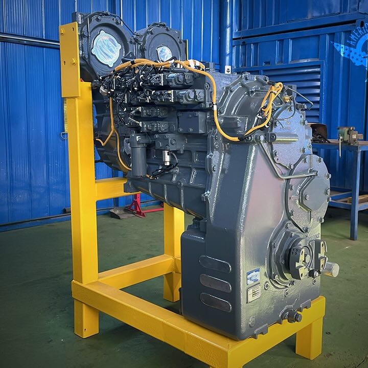 Komatsu #WA-600, transmission, PN: 4261541001, 426-15-41001 - Image 1