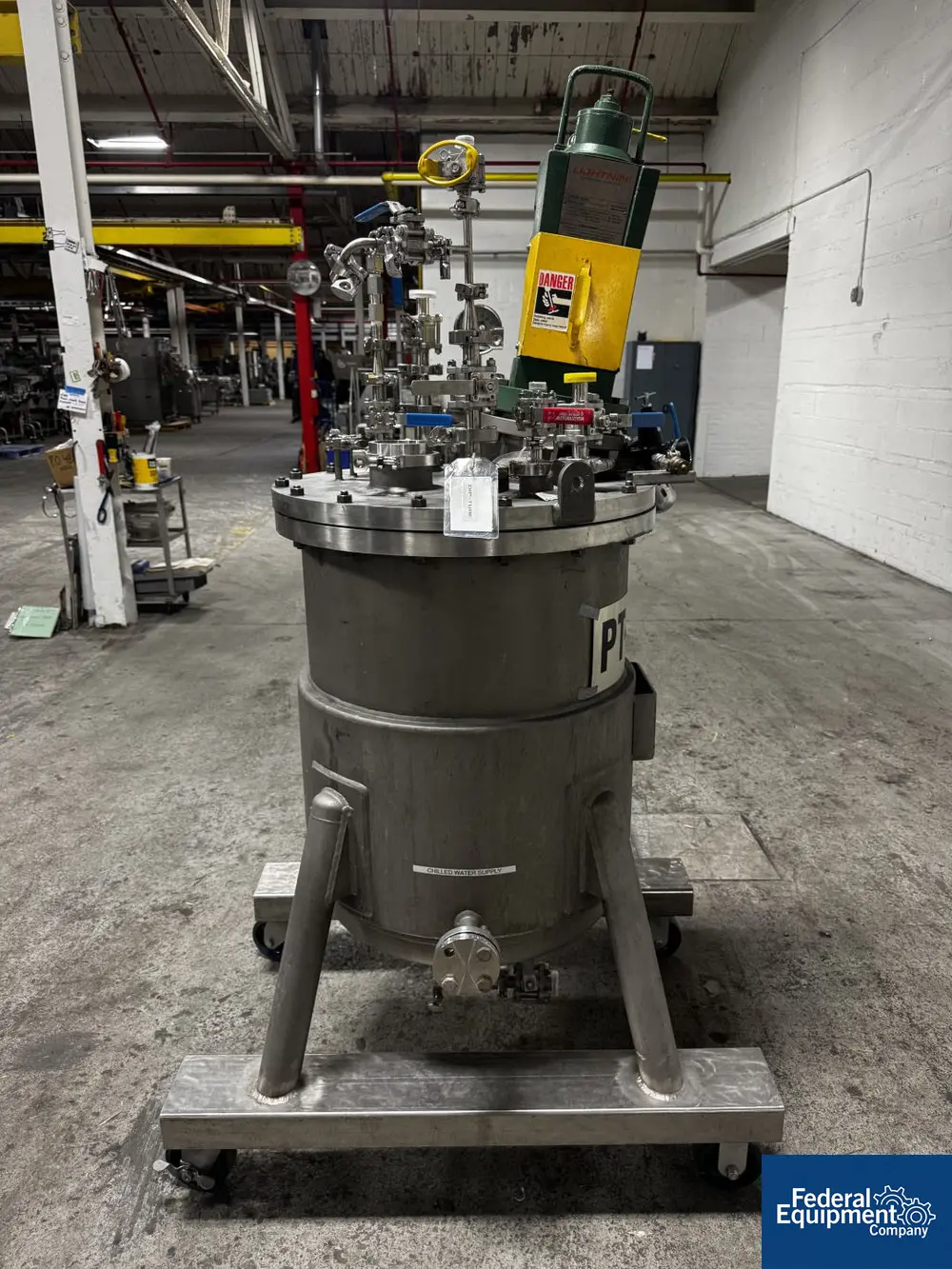 50 gallon Steel Pro Reactor, 316L Stainless Steel, 24" diameter x 30" straight side, flat top, disth bottom - Image 3