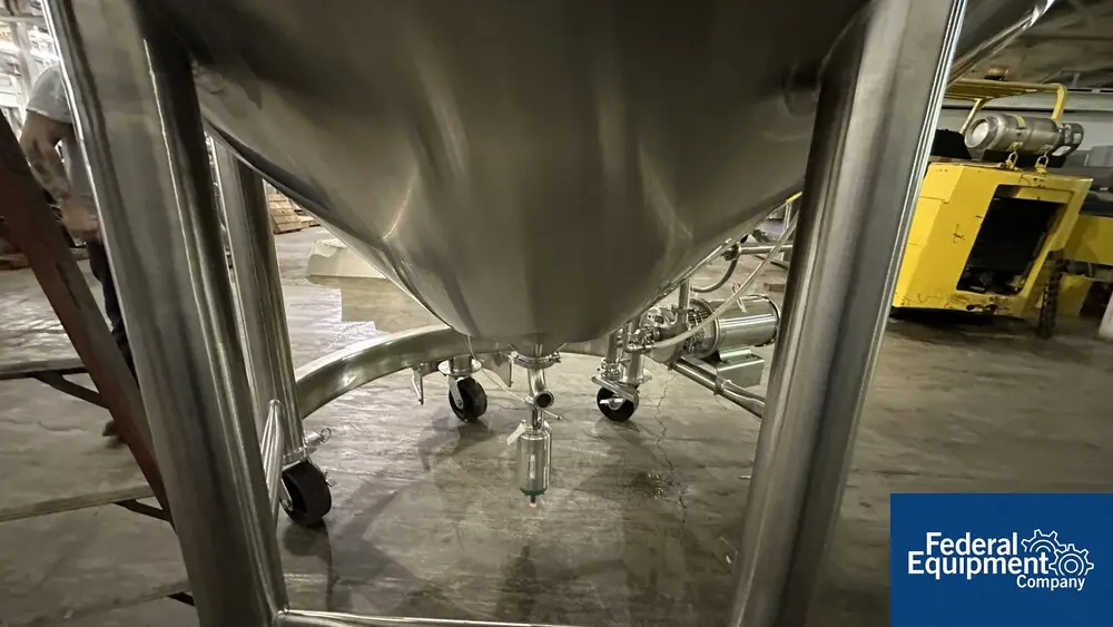 423 gallon Feldmeier, Kettle, 316L Stainless Steel, 68" diameter x 17" straight side, dish top, cone bottom - Image 8