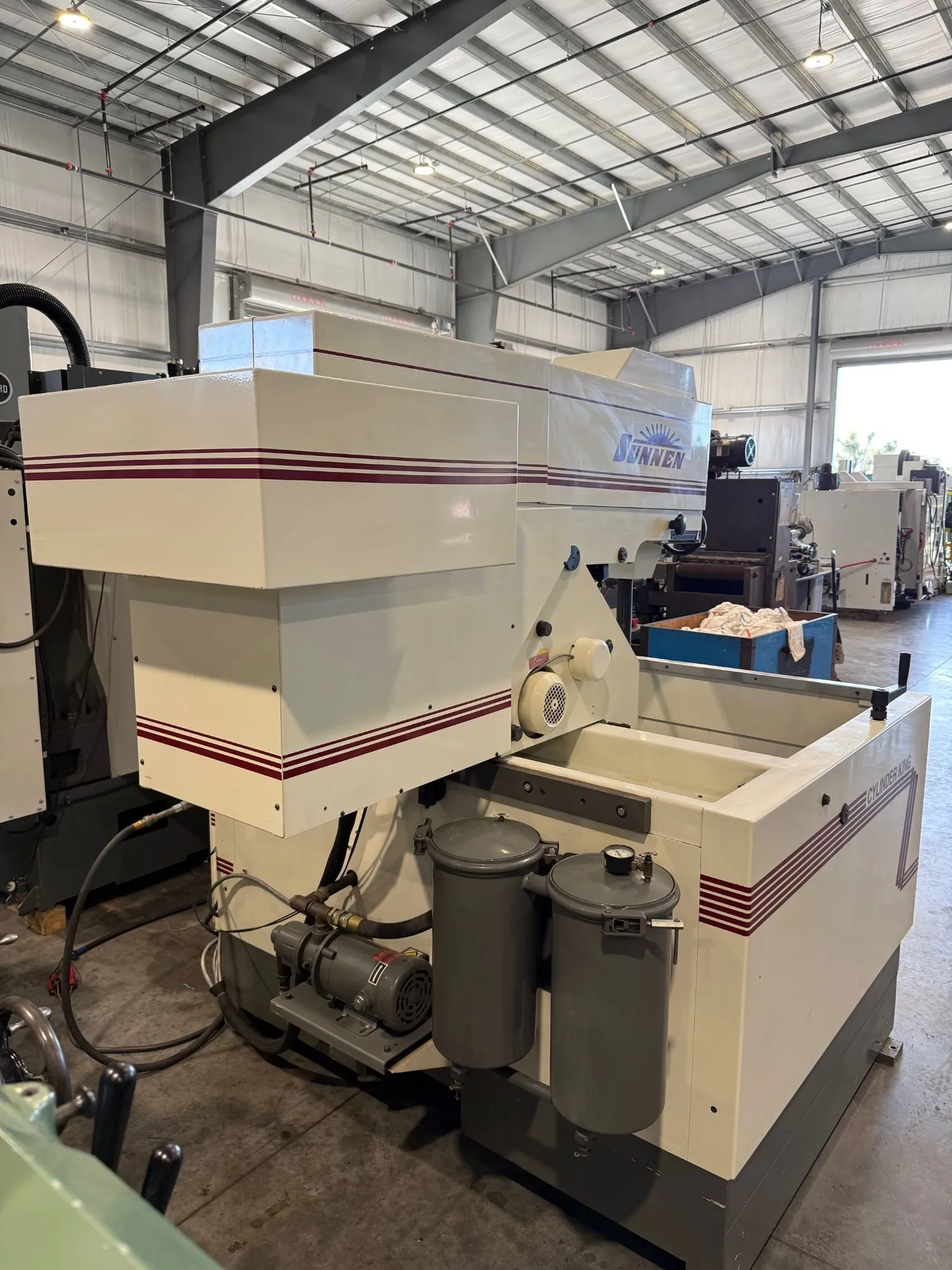 Sunnen #CK-21CE, vertical hones, 8" diameter range, 12" stroke, 40-100 SPM, 2003 - Image 6