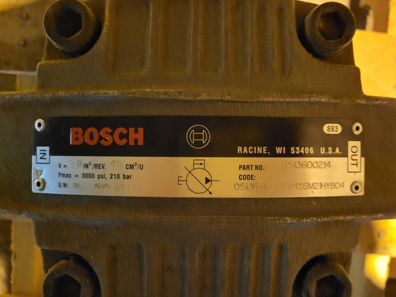 Bosch #0513600214, Hydraulic Vane Pump, 45 cm3 displacement, 3045 psi, 2-hole flange - Image 2