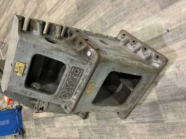 16" DeVlieg, T-slotted angle plates, cast iron construction, stackable, set of 2 - Image 3