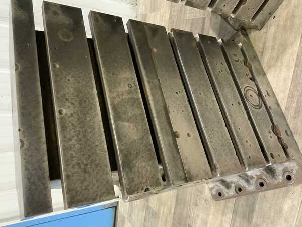 16" DeVlieg, T-slotted angle plates, cast iron construction, stackable, set of 2 - Image 9