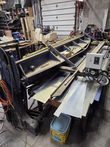 18 gauge x 12' Wysong #A-144, Hydraulic Shear, 0-24" Backgauge, 15 Hold-Downs on 10" centers, 15" Throat, 24" - Image 2