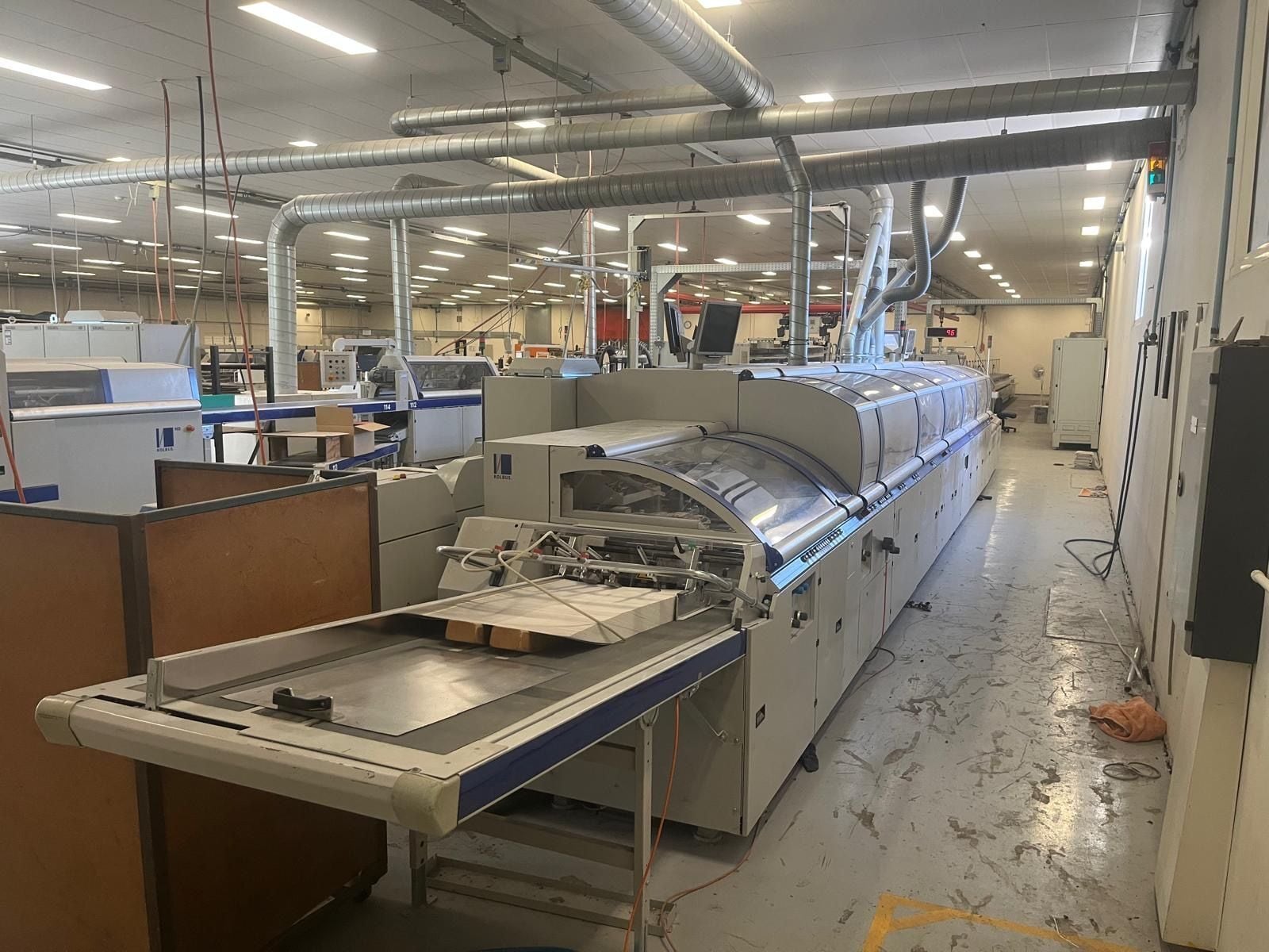 Kolbus #KM412.B-PUR, perfect binder complete line, 21 station, Nordson glue, 2012 - Image 6