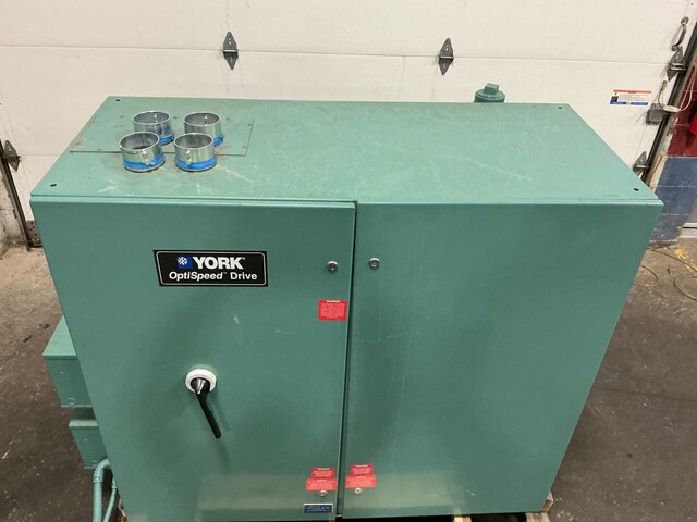 1049 HP York, TM-1100-KB12F-46D, Optispeed variable speed drive, 460 Volts - Image 9